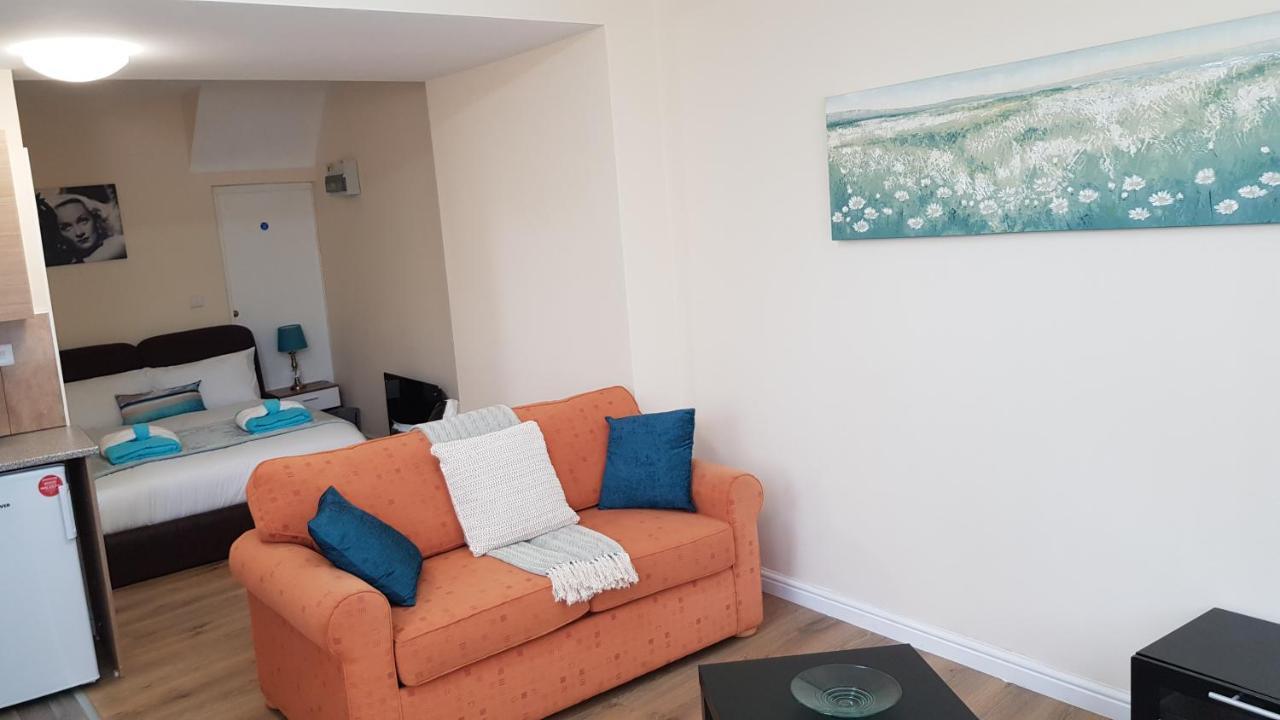 Ferienwohnung Tuii Appart, Cleveleys Road Holbeck Leeds  Exterior foto